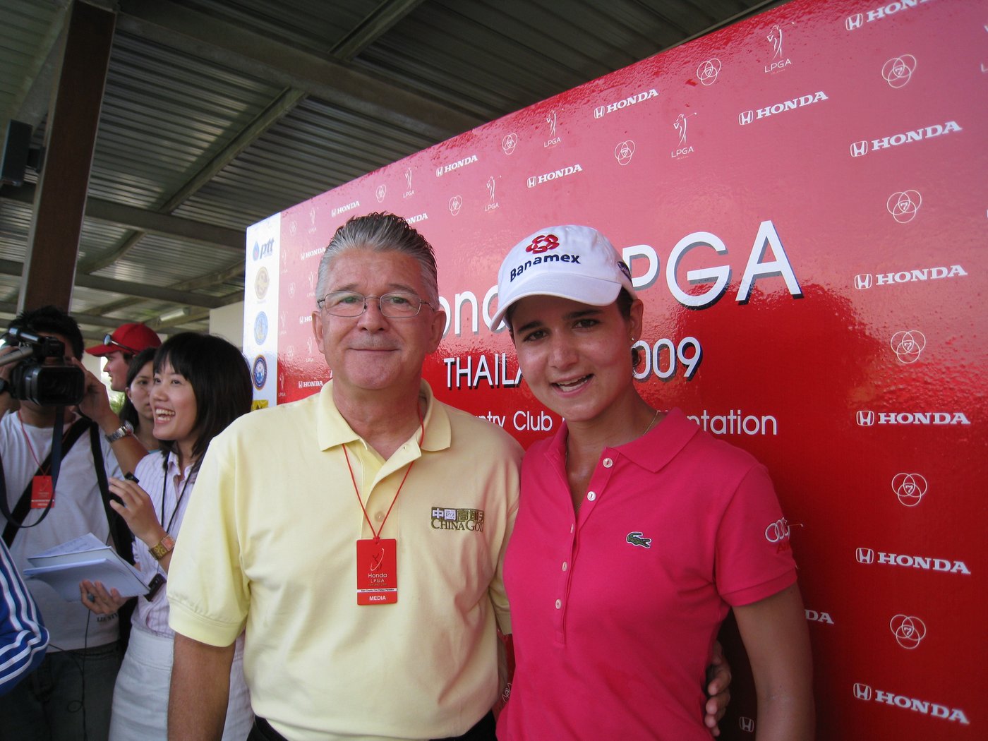 Brett Brasier with Mexican professional golfer Lorena Ochoa at the Honda LPGA Thailand 2009